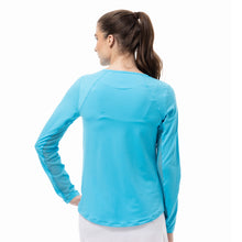 Load image into Gallery viewer, SanSoleil SolTek Solid Active Womens LS Sun Shirt
 - 4