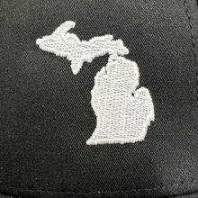 Load image into Gallery viewer, TravisMathew Widder 2.0 Michigan Hat
 - 9