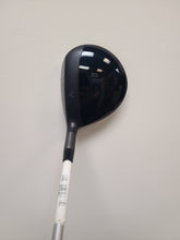 Load image into Gallery viewer, Callaway Paradym 7 Wood Reg RH Mens FW DEMO
 - 2